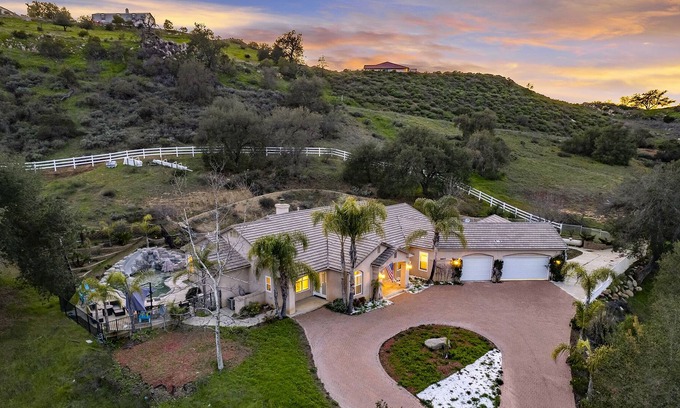 Temecula Villa | Temecula Oasis: 6BR/4BA Vacation Home with Private Pool