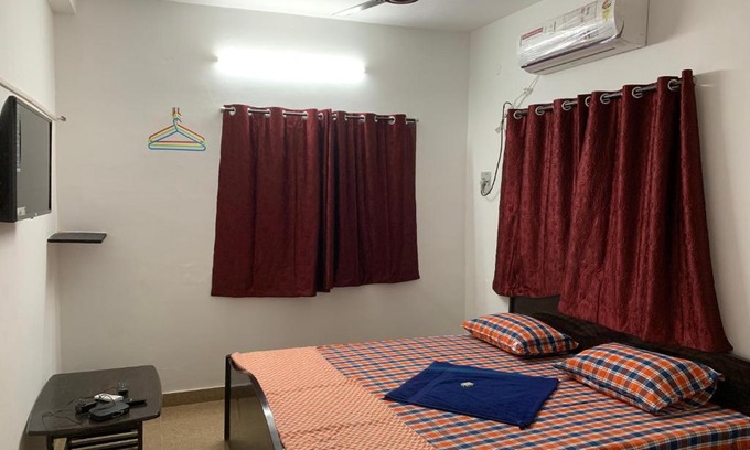 Thousand Lights West Apartamento | Temple Tree Homes Next to Sankara Nethralaya & Apollo Hospitals Service Apartments With Exclusive Kitchen