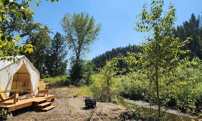 Clinton Alquiler De RV | Tentrr Signature Site - B4mc River Ranch - The Cottonwoods