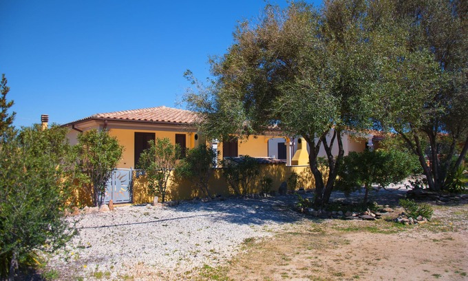 Iscra e Voes Casa | Casa / villa / chalet - Siniscola