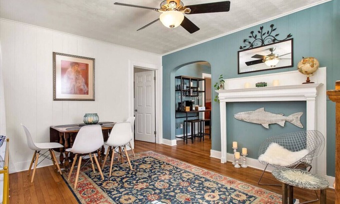 Richmond Casa | Texas, 1701 Texas Avenue