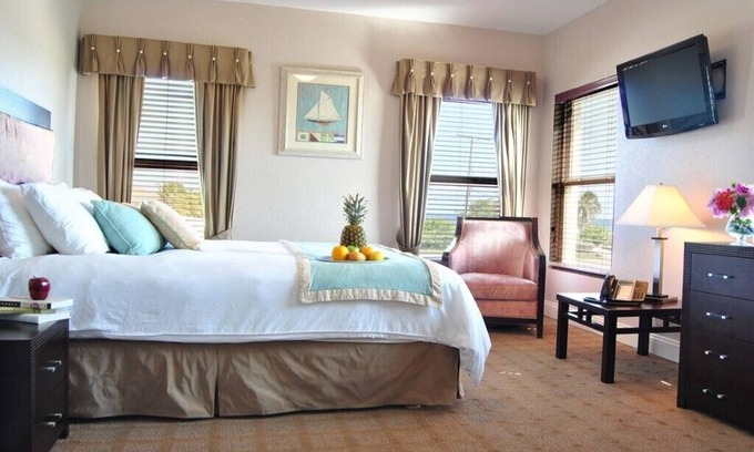 West End Apartamento | The Alexander Suites # 102 - Doble Queen