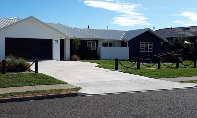 Waitarere Beach Casa | EL ANCLAJE - CAMA MODERNA Y DESAYUNO