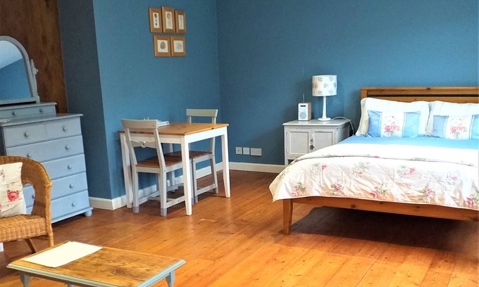 Mary Tavy Apartamento | The Annex -Vista al Jardín-Estudio-Baño en la habitacion