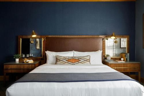 Amarillo Hotel | The Barfield, Autograph Collection