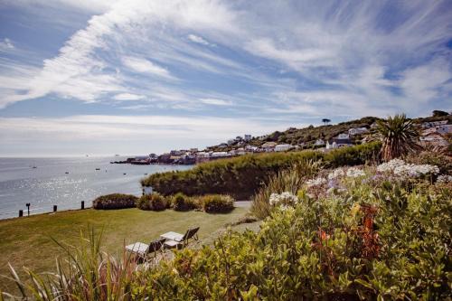 Coverack Hotel | The Bay Hotel