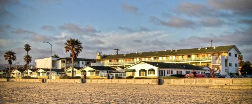 Pacific Beach Hotel | The Beach Cottages