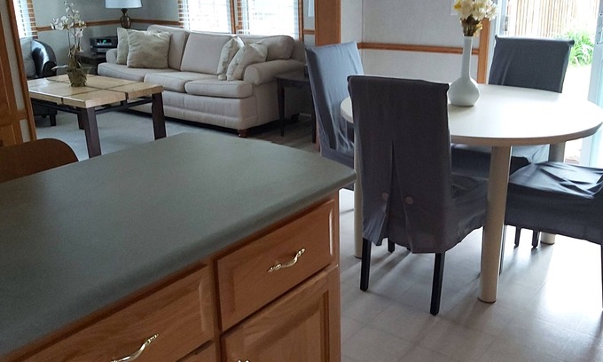 Centre Wellington Cabaña | The Big Happy Place