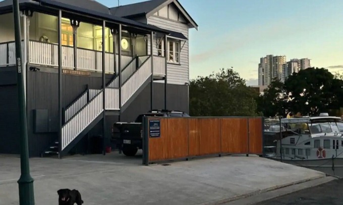 Albion Casa | The Boat House