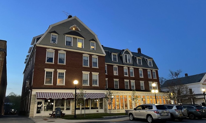 Brandon Hotel | The Brandon Inn - Double Queen