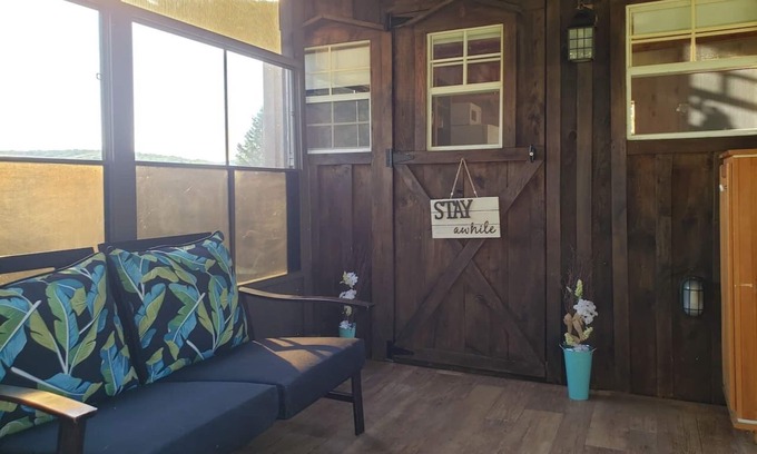 Katrine Cabina | ~ The Cabin Retreat ~