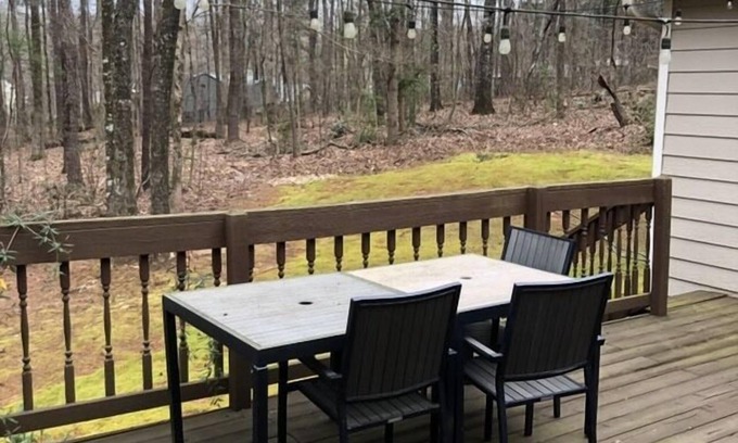 Newnan Casa | El lugar limpio y tranquilo.