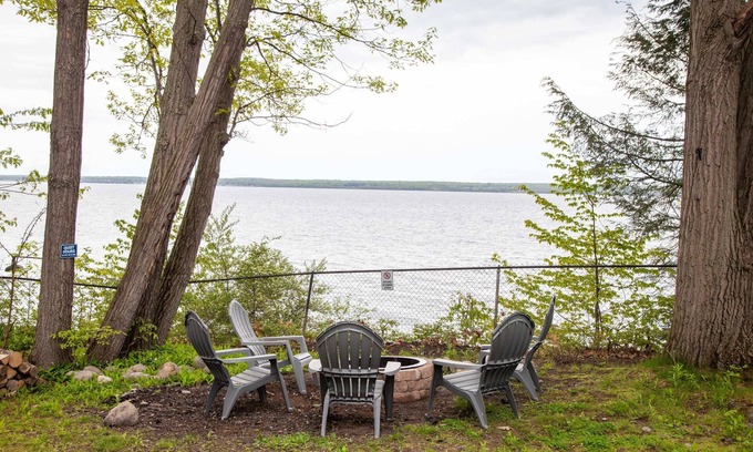 Town of Torrey Casa | The Cliff House Hot Tub, Kayaks & Game Room