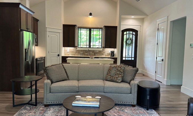 Tellico Village Cabaña | The Cottage at Casa del Arbol (Tellico Village)