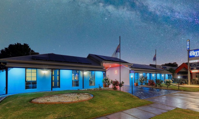 South Albury Hotel | The Cottage Motor Inn Albury CBD
