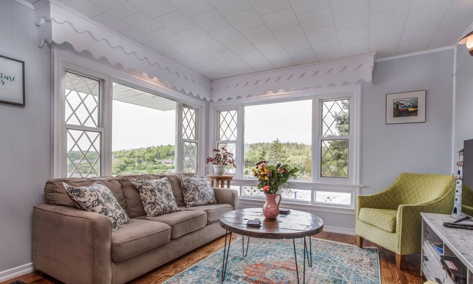 Northwest Cove Cabaña | The Cozy Clam Cottage ~ Vistas espectaculares ~ La mejor ubicación para todas tus aventuras