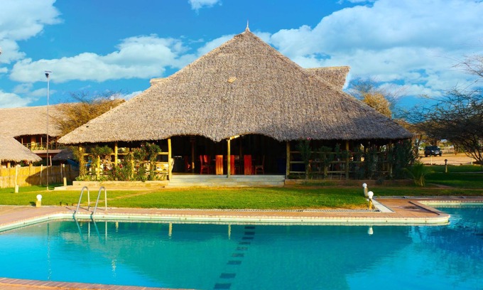 Lodwar Alquiler De RV | The Cradle Tented Camp