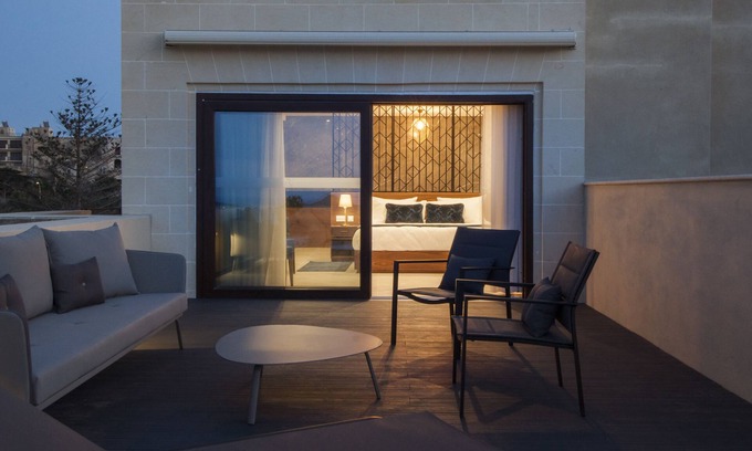 Victoria Hotel | The Duke Boutique Hotel