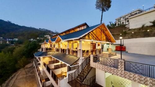 Lansdowne Complejo | The Dunhill Manor