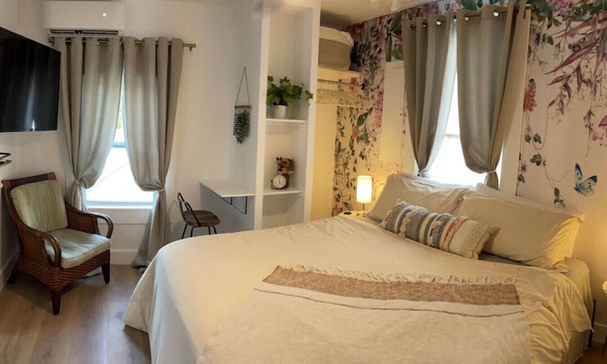 Lincolnville Hotel | The Dylan Suites 6 - Steps from Downtown & Flagler