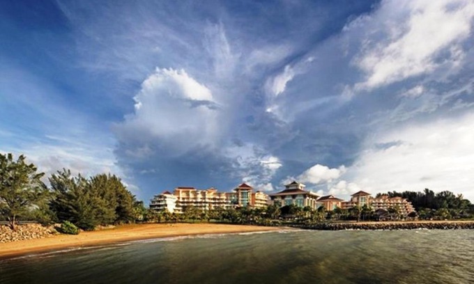 Jerudong Complejo | The Empire Brunei
