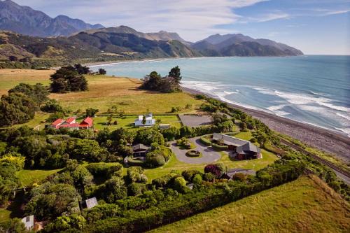 Hapuku Casa | The Entire Mangamaunu Retreat