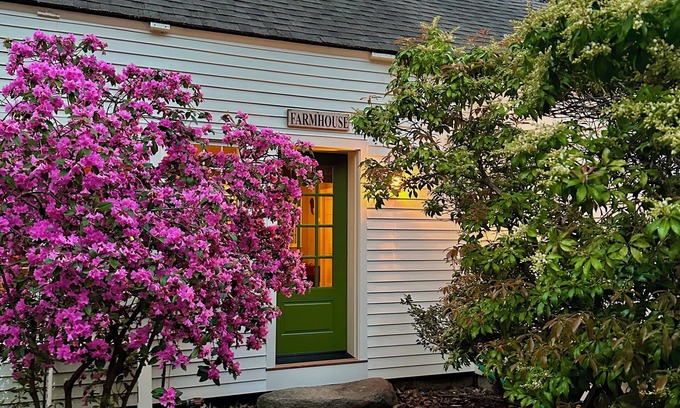 South Eliot Otro | The Farmhouse At Shilo Farm, 4 miles from Portsmouth, 10 minutes from the Beach