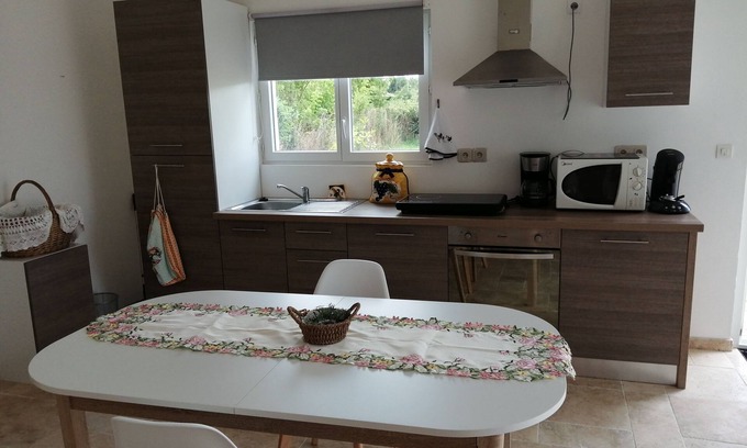 Les Eglisottes-et-Chalaures Casa | The little vineyard house