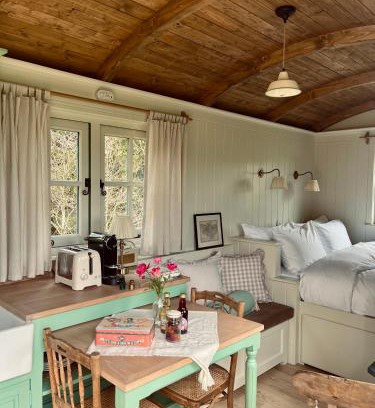 The Ardennes Casa | The Green Shepherd, a charming authentic cabin surrounded by beautiful countryside