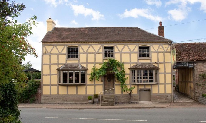 Fownhope Hotel | The Greenman Fownhope Hereford