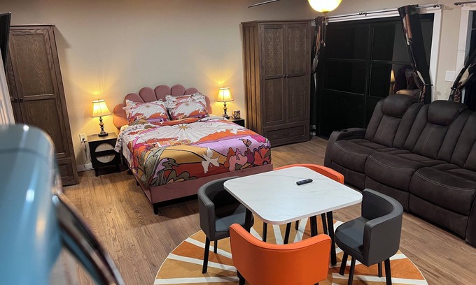 Austin Casa | The Groovy Bungalow, a unique and retro getaway.