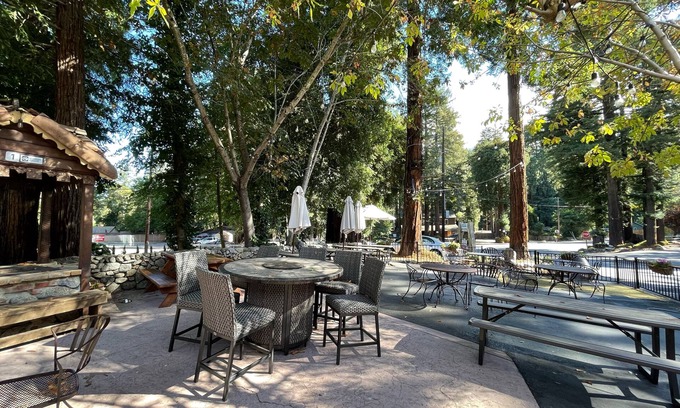 Brookdale Cabina | The Historic Brookdale Lodge, Santa Cruz Mountains