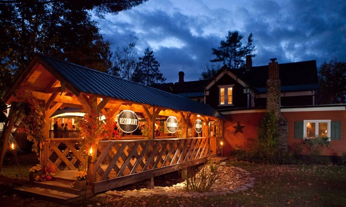 Montgomery Center Hotel | The Inn