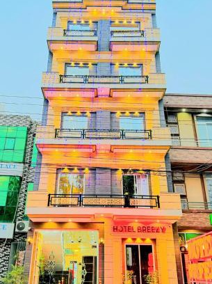 Lahore Hotel | The Lahore Guest House