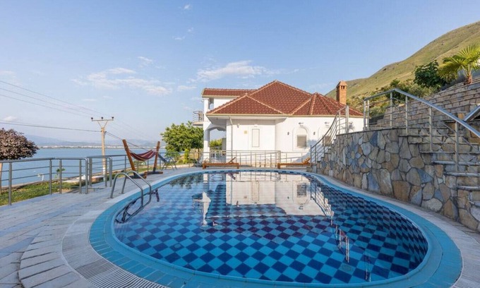 Shkoder Casa | The Lake House 1 by PikHost