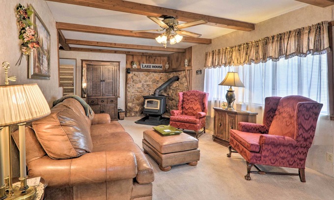 Wappapello Casa | 'The Lakehouse' Lovely Wappapello Country Home!