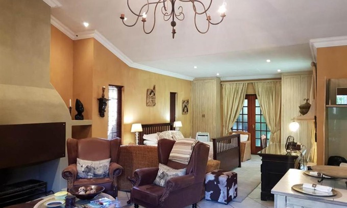 Fontainebleau Apartamento | The Lemon Tree Self- Catering