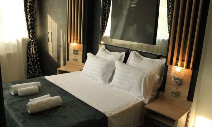 Militari Hotel | The Line Hotel