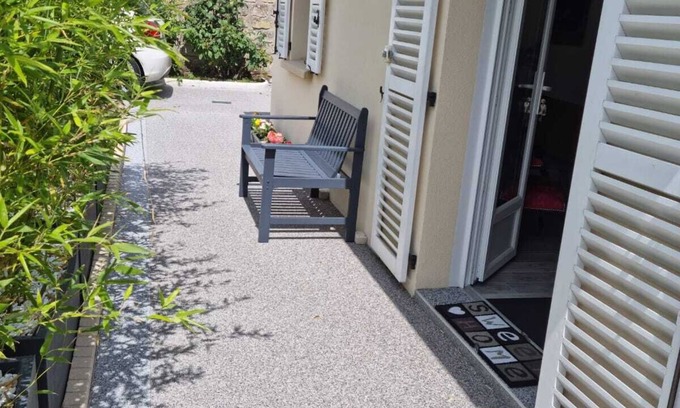 L'Isle-Adam Casa | THE LITTLE HOUSE OF ISLE Cottage in Isle-Adam