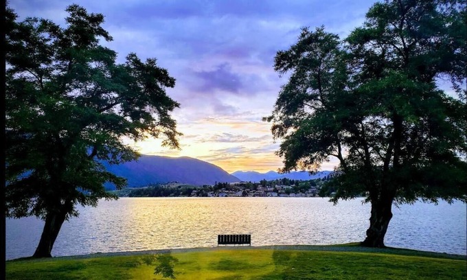 Wapato Point Condominio | The Lodge At Wapato Point Resort-Lake Chelan, Manson WA - 1 BDR UPPER FLOOR Unit