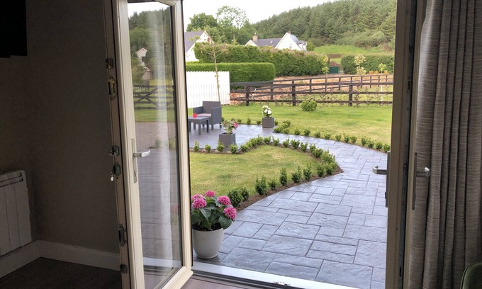 South Tipperary Cabina | The Lodge - Rural Tipperary bordering Kilkenny