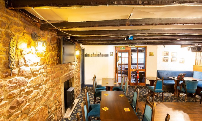 Longforgan Hotel | The Longforgan Coaching Inn