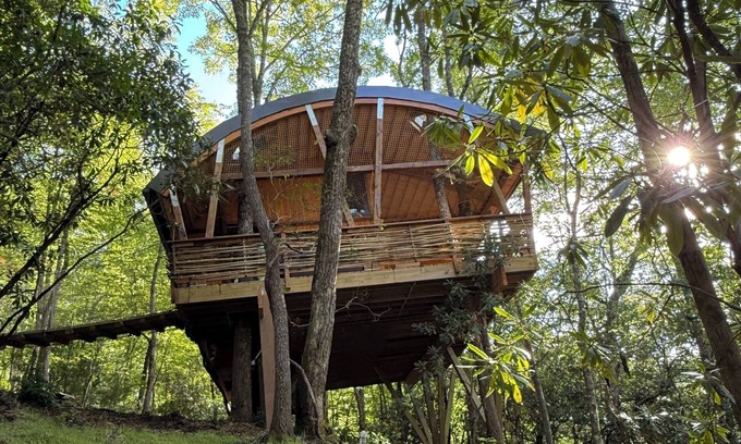 Sugarfork Cabina | The Marsu Treehouse, The Marsu - by Highlands Treehouse Retreat