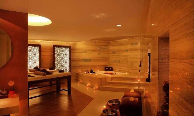 Connaught Place Hotel | The Metropolitan Hotel and Spa New Delhi