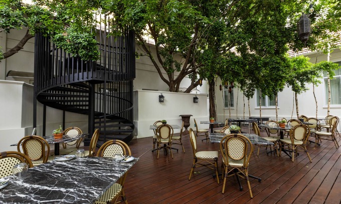 Greater Johannesburg Metropolitan Area Hotel | The Monarch Hotel