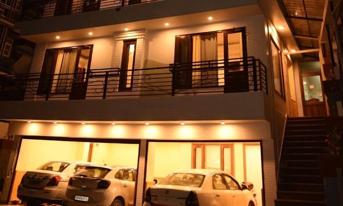 Shimla Hotel | The Moonlake B&B