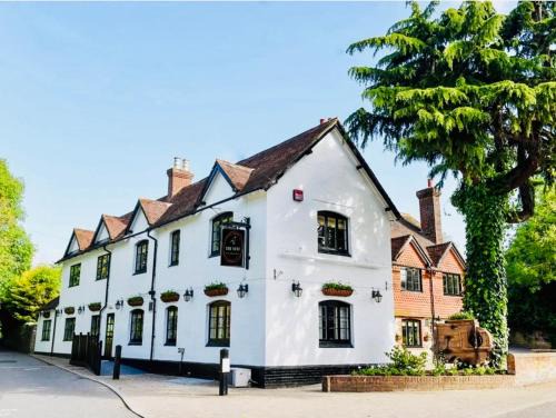 Petersfield Hotel | The Nest Hotel & Restaurant