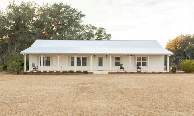 Adel Casa | The Oak House at Bullard Estates