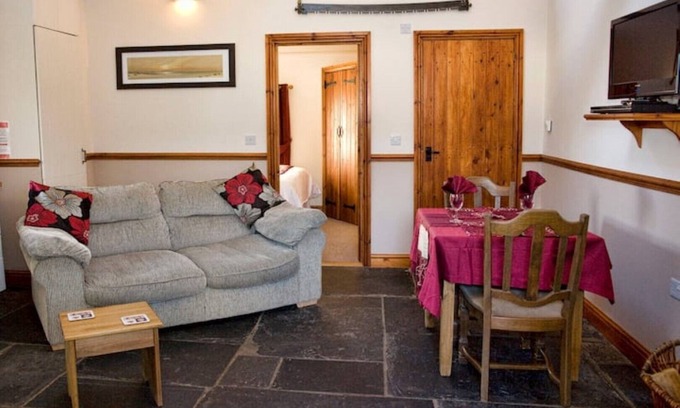 Calder Bridge Cabaña | The Old Bakehouse - A Cosy Cottage for 2