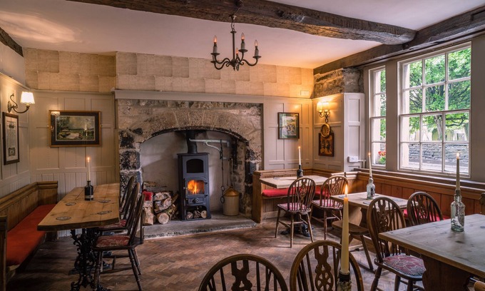 Hope Valley Hotel | The Old Hall Hotel